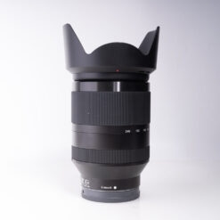 Alternative view of Sony FE 24-240mm f3.5-6.3 Oss Fullset - Like New 170