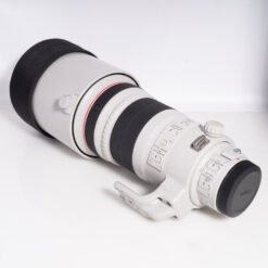 Alternative view of Canon EF 300mm F2.8 IS II mark II - Excellent 082